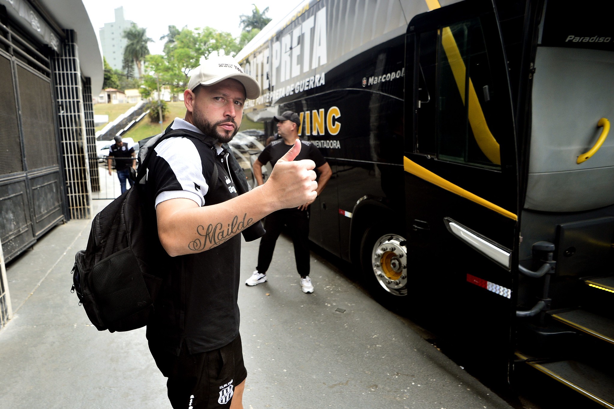 Elvis aparece no BID e reforça a Ponte contra o Corinthians