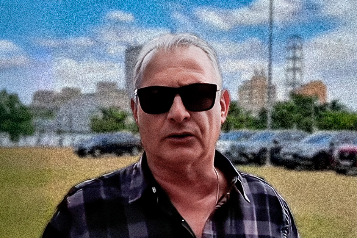 Em São Paulo, motoristas são 'vítimas' por estacionar em praça pública