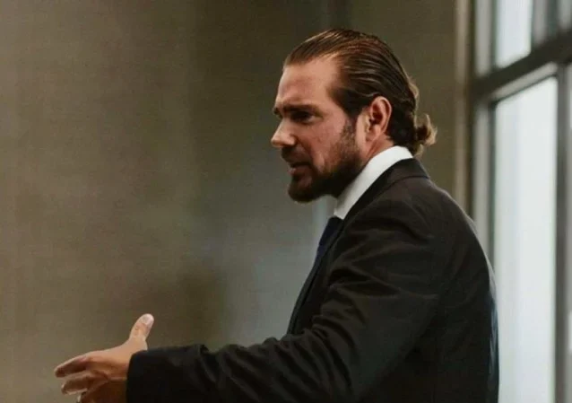 Escândalo no INSS: Celular que não revela a verdade