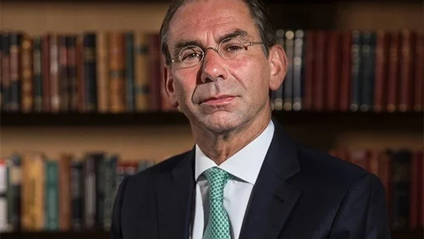 EXPLOSIVO: Advogado Deixa Defesa de Banqueiro do Master Após rejeição de Colaboração Premiada