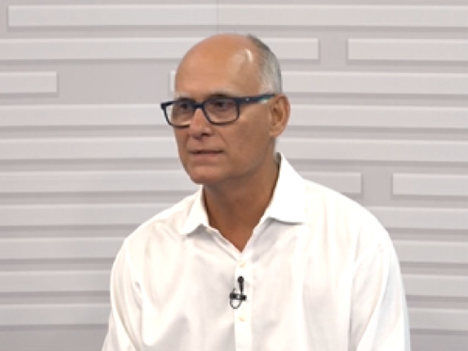 
Falta de água no litoral de SP é causada por estiagem e Réveillon lotado, diz assessor da