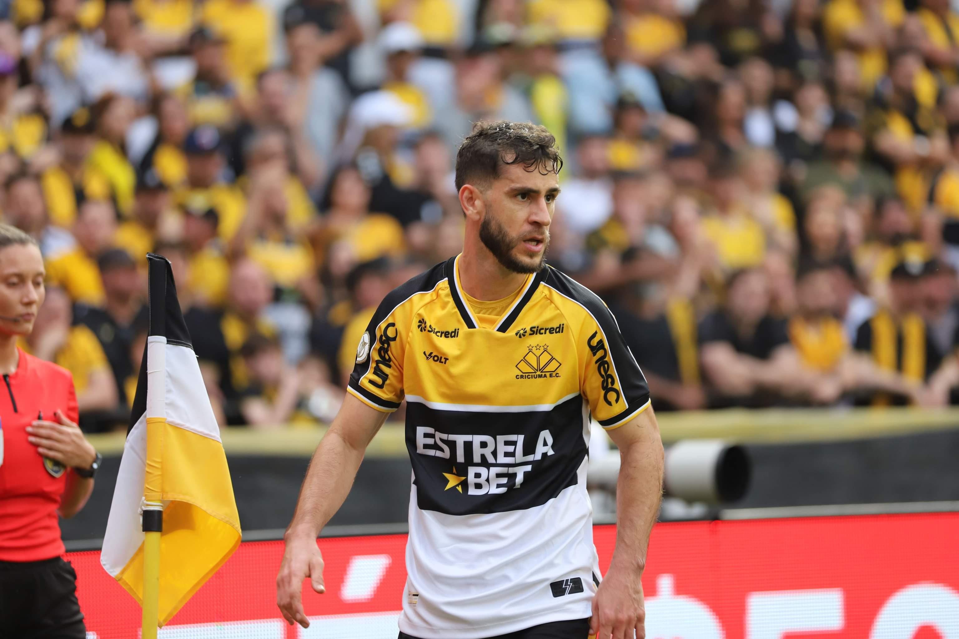 Felipe Mateus deve ser desfalque na estreia do Criciúma no Campeonato Catarinense