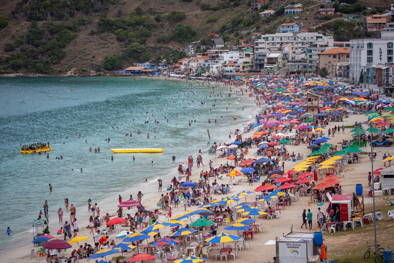 Feriados de 2026: Confira o calendário completo e aproveite as folgas prolongadas