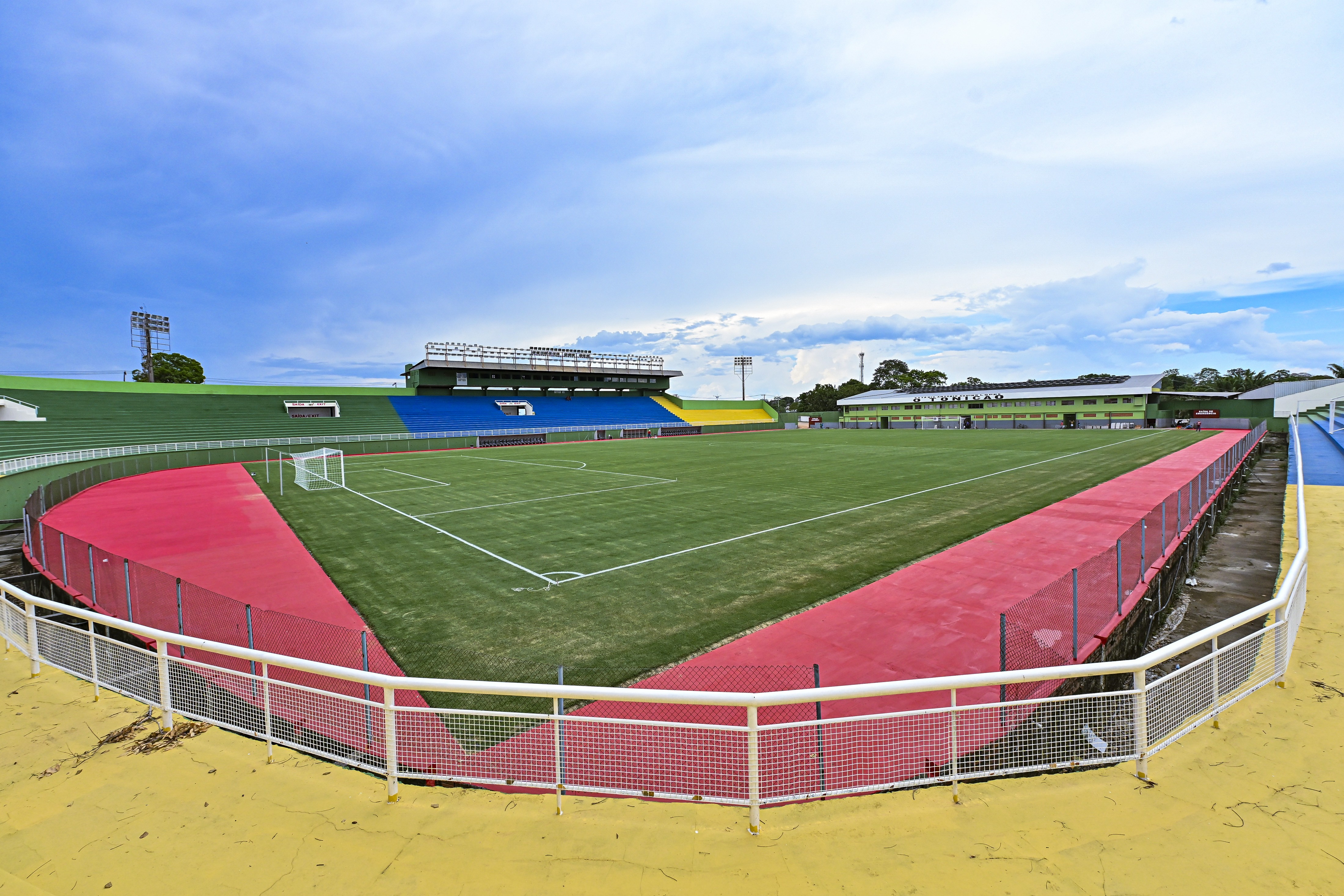 FFAC reverte decisão e confirma 1ª rodada do Acreano com portões fechados no Tonicão 