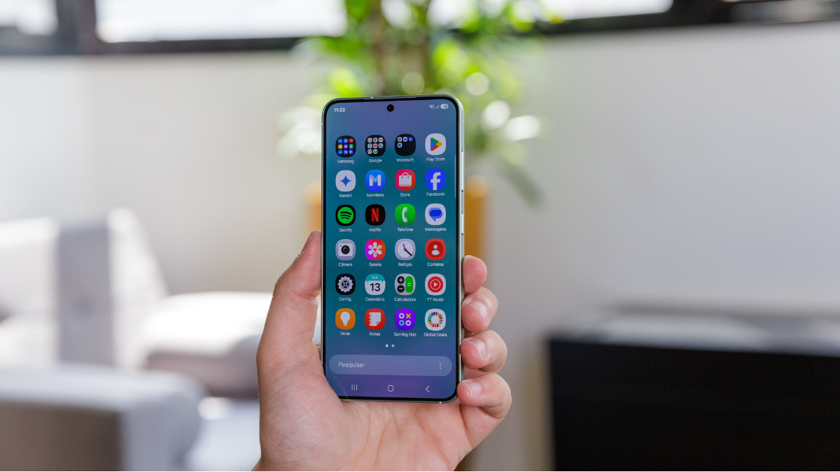 Galaxy S25 chega ao menor preço histórico na Liquidação Fantástica do Magalu