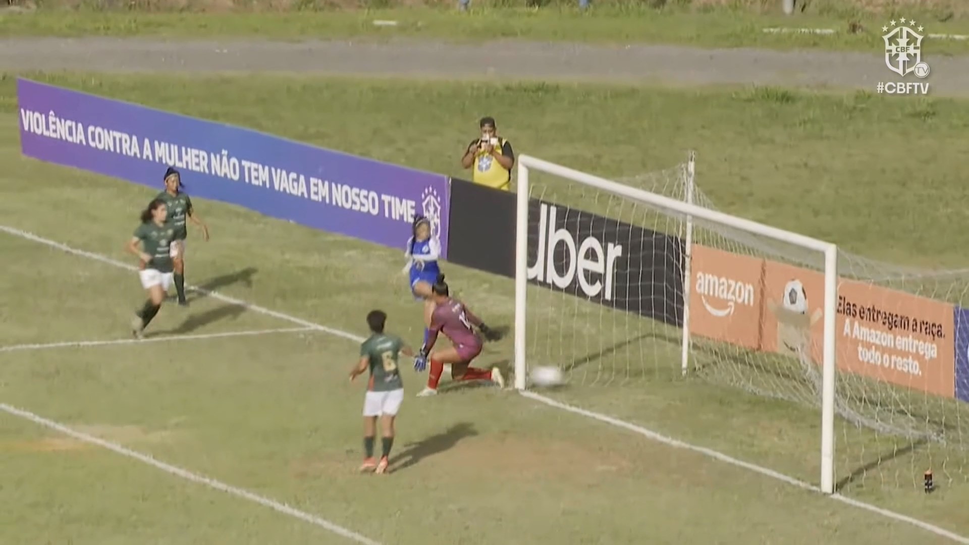 Gol Polêmico em Copa do Brasil Feminina: STJD Suspenso Partida após Veto