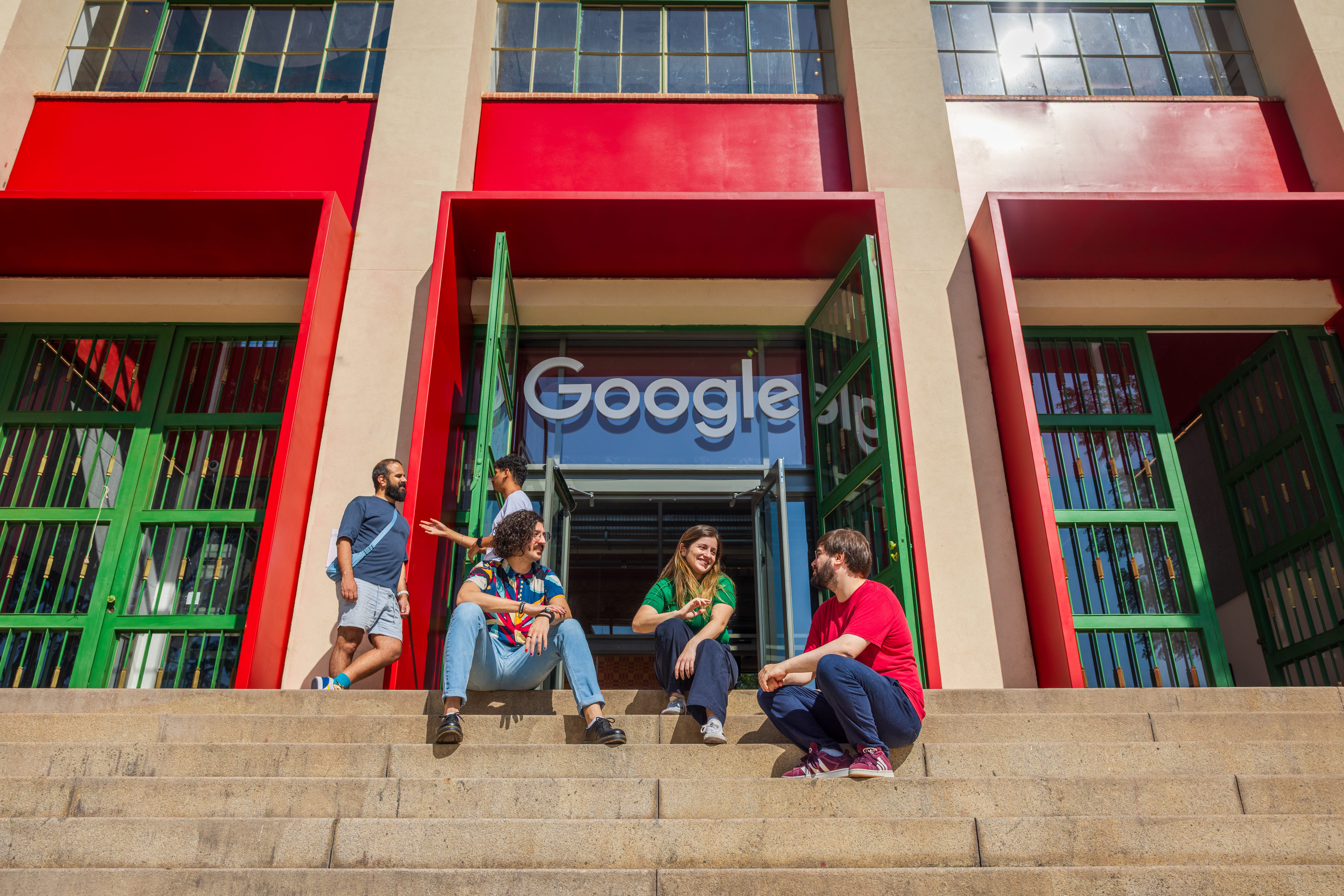 Google lança centro de engenharia de IA na USP e amplia impacto nos serviços