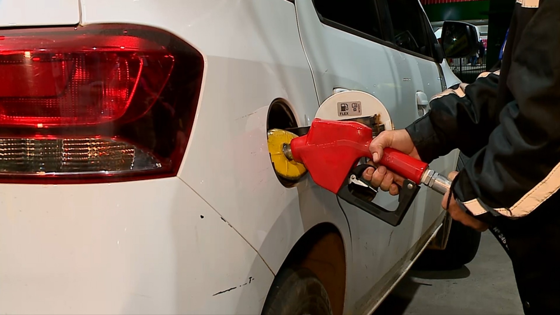 Governo Prorroga Subvenções para Combustíveis: Entenda como Isso Afeta o Preço do Diesel e Outros Combustíveis