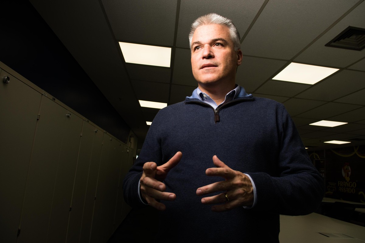 GPA: Rafael Russowsky renuncia aos cargos de vice-presidente executivo financeiro e direto