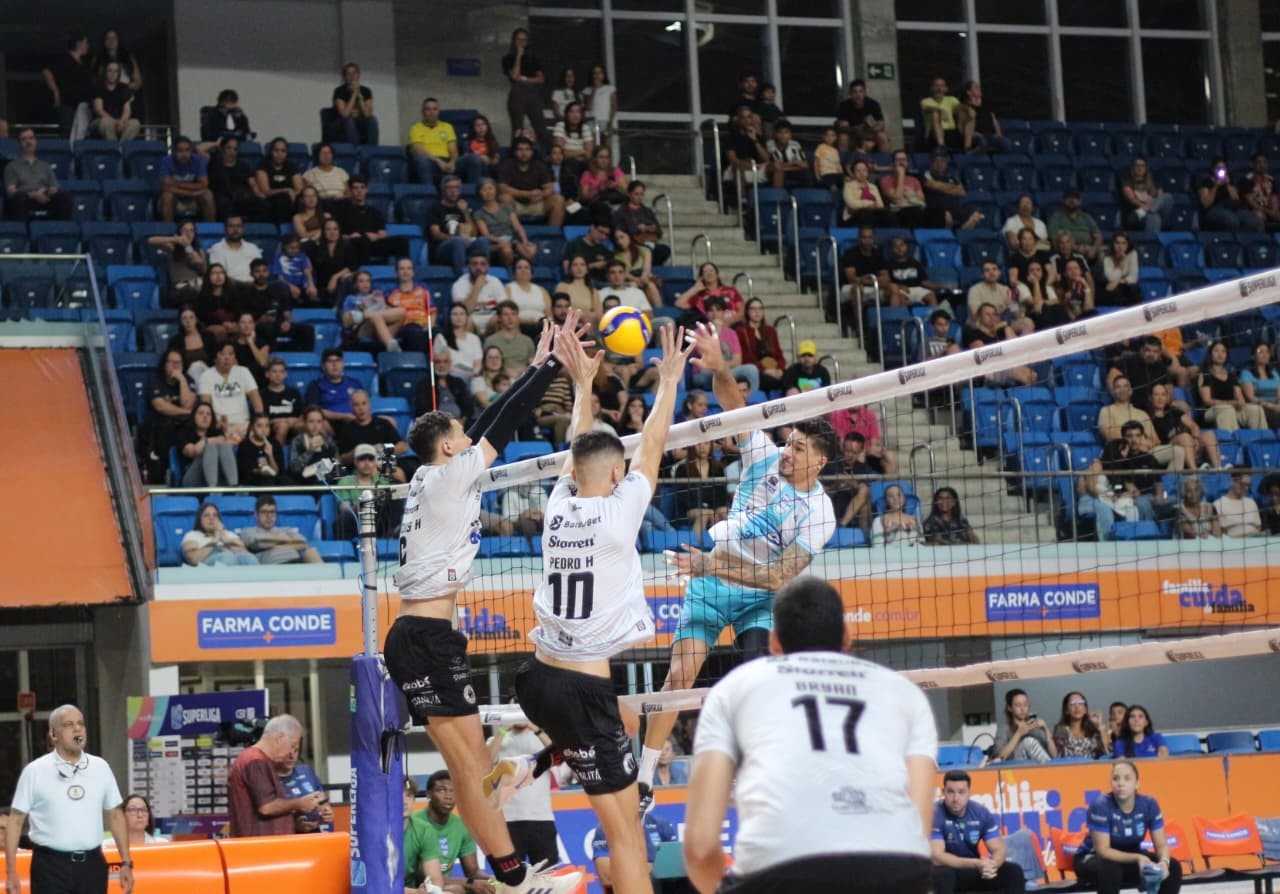 Guarulhos sobe na Superliga Masculina após vitória contra São José