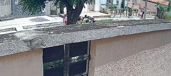 Herói em Ação: Policial Salva Criança de 2 Anos de Engasgo em Crateús