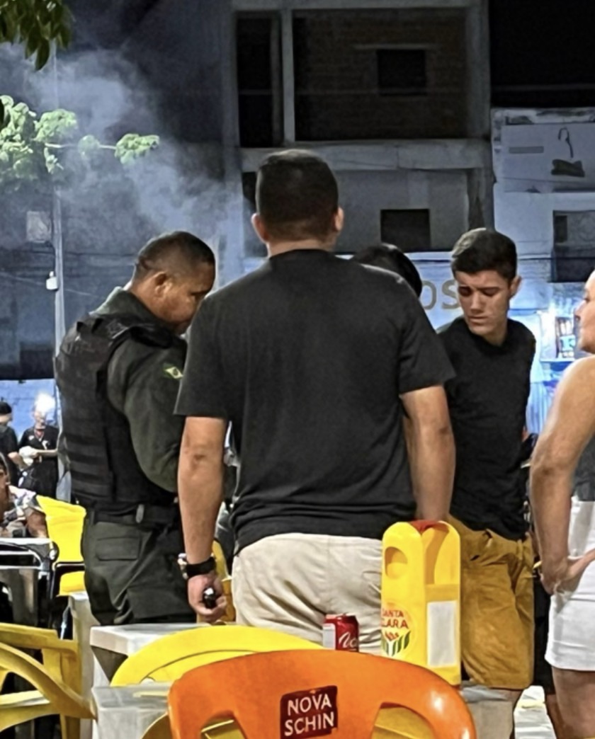 Homem Preso em Crateús por Não Pagar Conta em Lanchonetes
