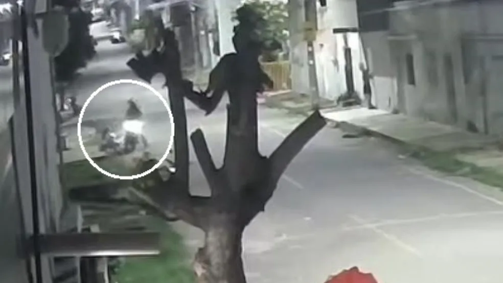 Homicídio Brutal no Ceará: Homem Executado a Tiros em Calçada