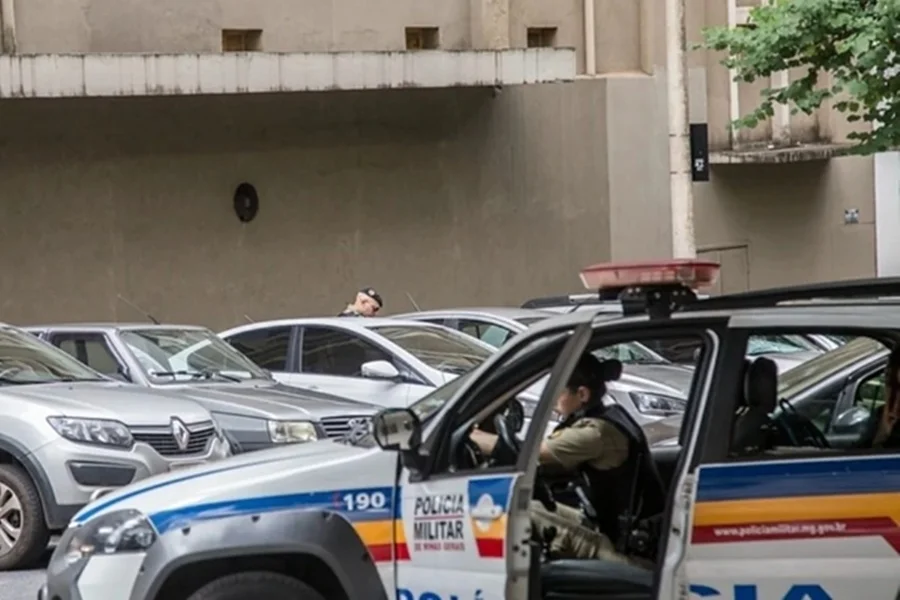 Homicídio em Belo Horizonte: Jovem Morto com 19 Tiros Após Encontro Marcado na Internet