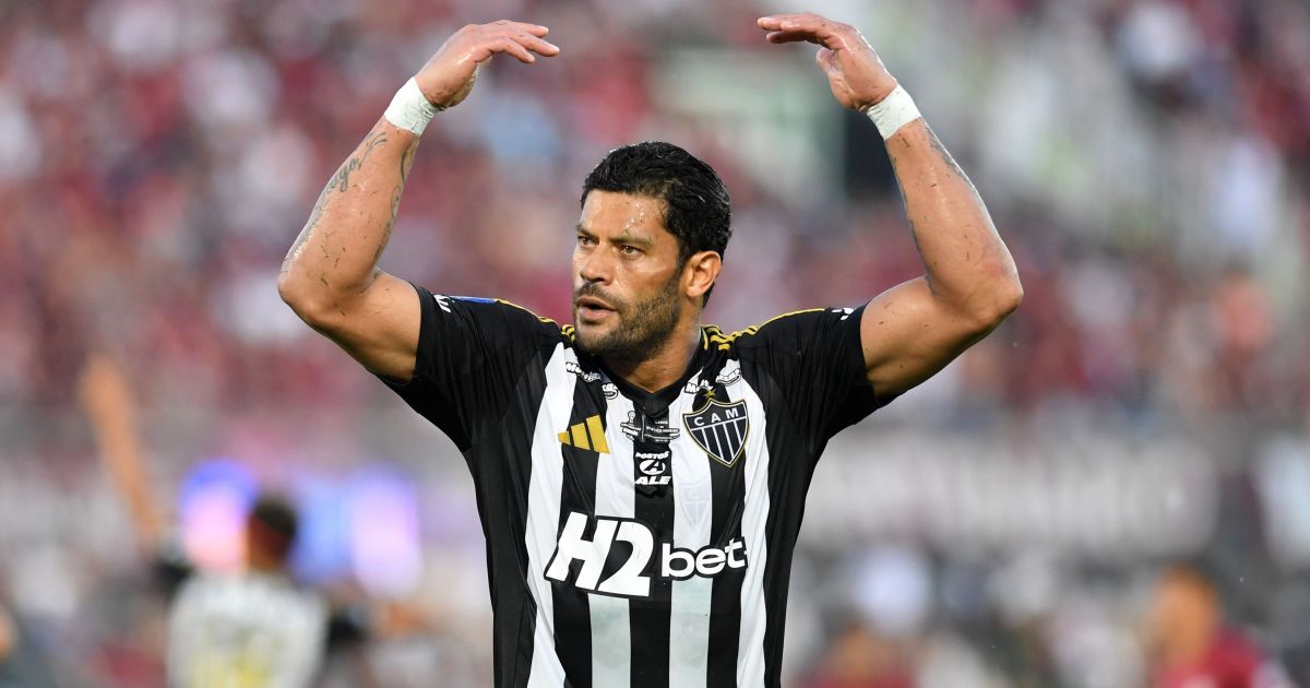 Hulk afirma que pretende cumprir contrato com o Atlético-MG