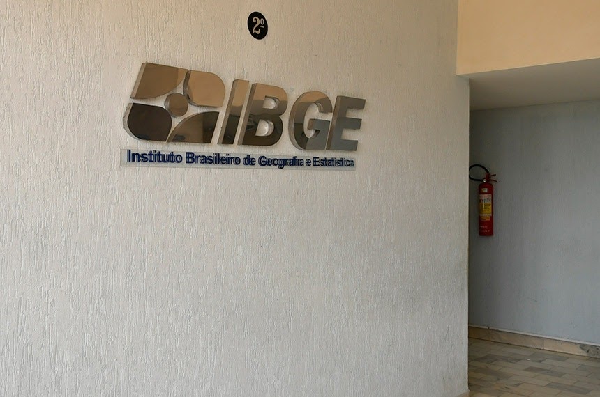 <i>Capacitação online do IBGE: Aprenda a usar a Infraestrutura Nacional de Dados Espaciais com eficiência</i>