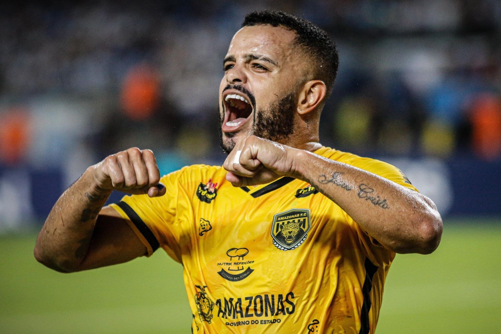 Ídolo do Amazonas, Tavares inicia novo ciclo e garante: "Clube mais importante da minha ca