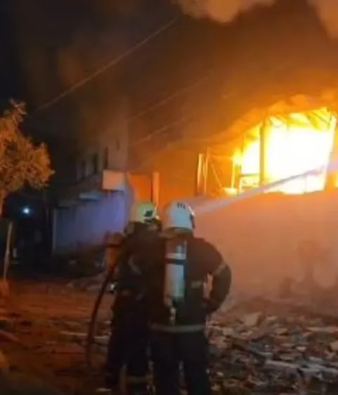 Incêndio em Fábrica de Velas em Juazeiro do Norte: O Que Aconteceu na Madrugada