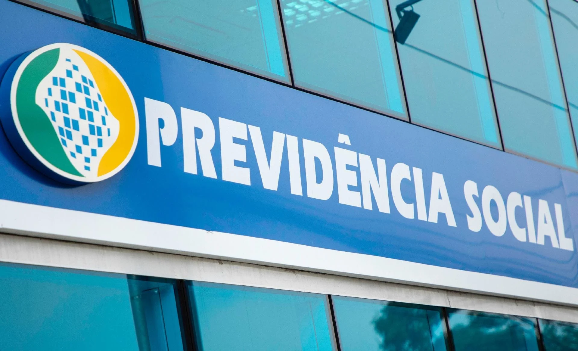 INSS Notifica: Prova de Vida Obrigatória para Aposentados e Pensionistas