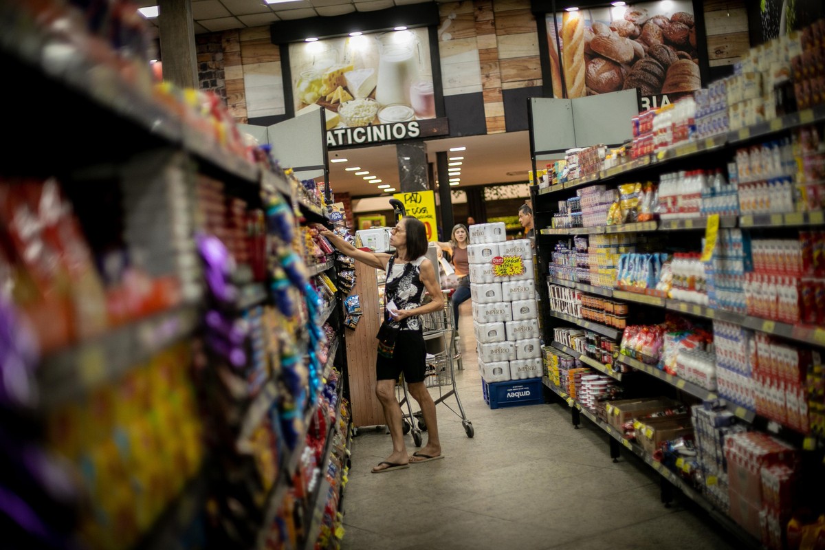 IPC-S sobe 0,28% em dezembro e acumula alta de 4% em 2025