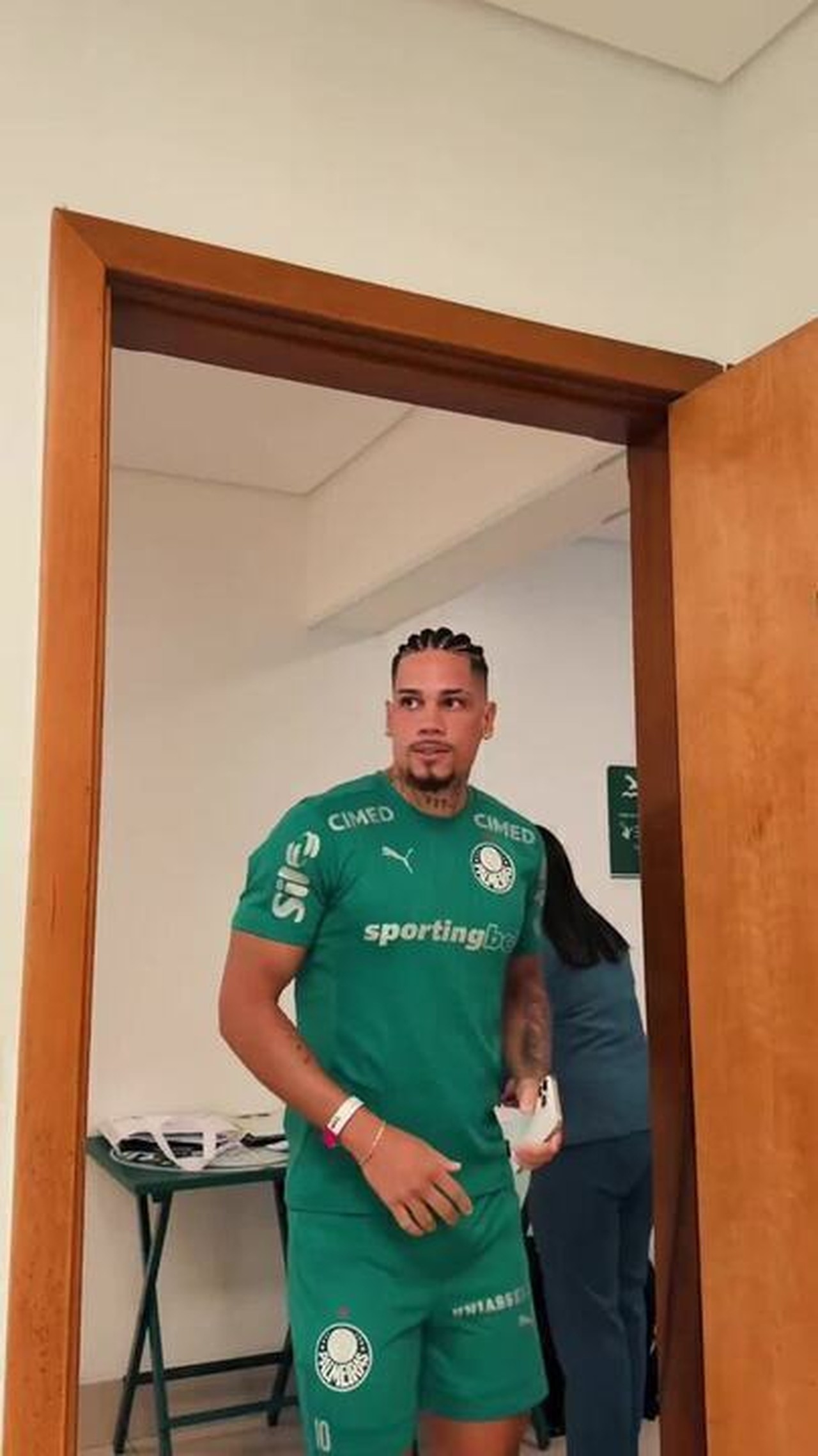 Jogadores do Palmeiras passam por bateria de exames médicos