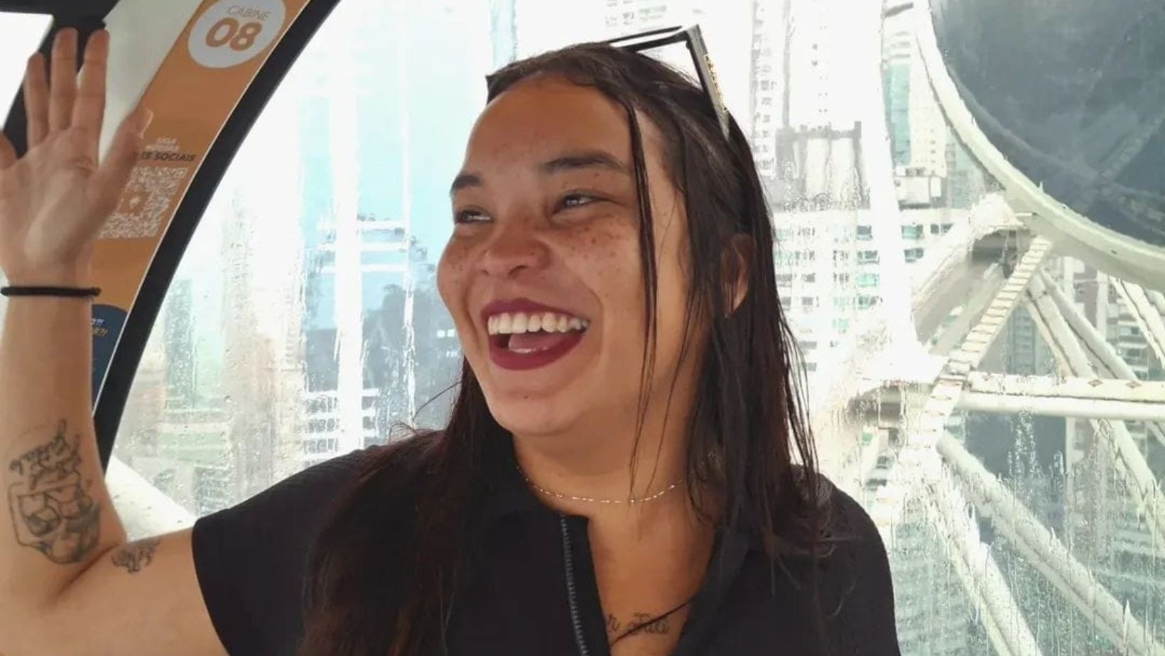 Jovem que morreu após cair de ônibus em movimento em SP relatou lotação do veículo antes d