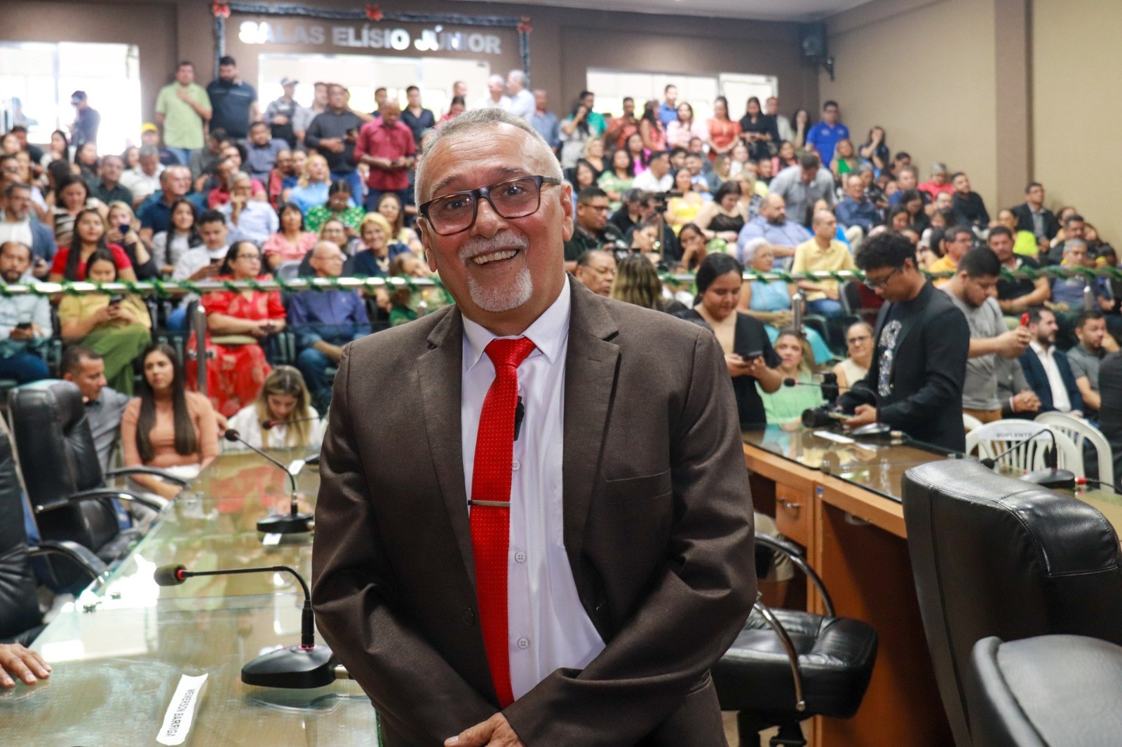 Justiça Eleitoral cassa mandato de vereador por fraude à cota de gênero em Itacoatiara, no