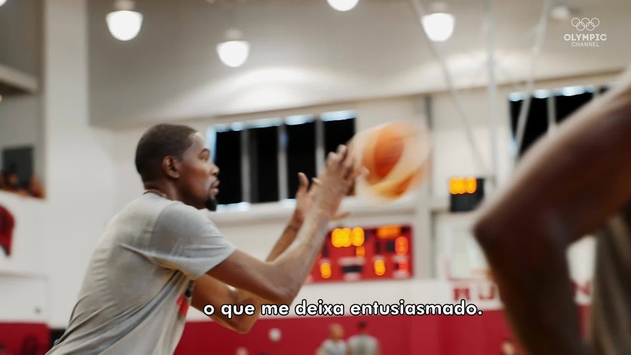 Kevin Durant se torna o sétimo maior cestinha da história da NBA