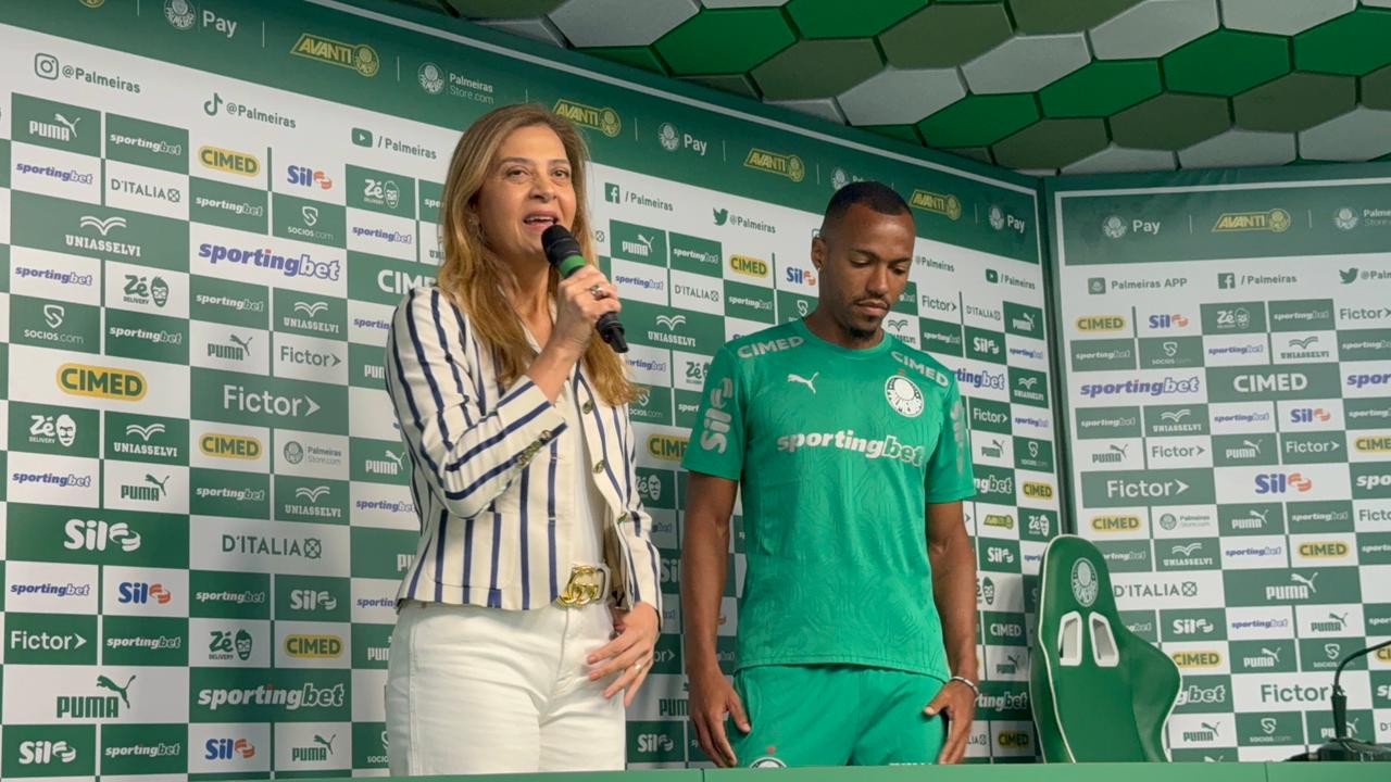Leila diz que Palmeiras fará ajustes após bater na trave em 2025: "Nem tudo que fizemos es