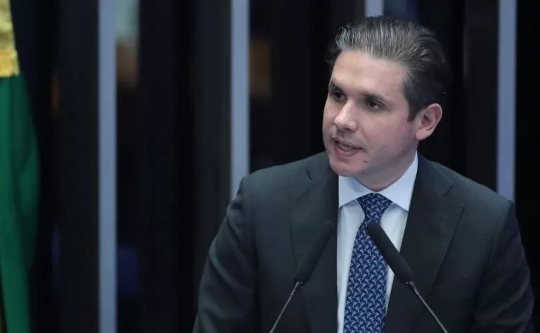 Lula e Câmara: A Luta pela Redução de Penas no Projeto da Dosimetria