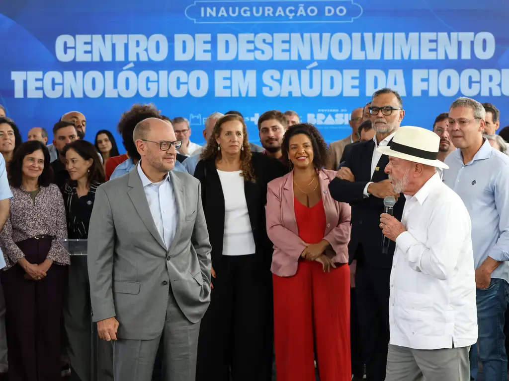 Lula Exige Ação Contra Ladrões no Rio: 'Prender Milicianos é Prioridade'