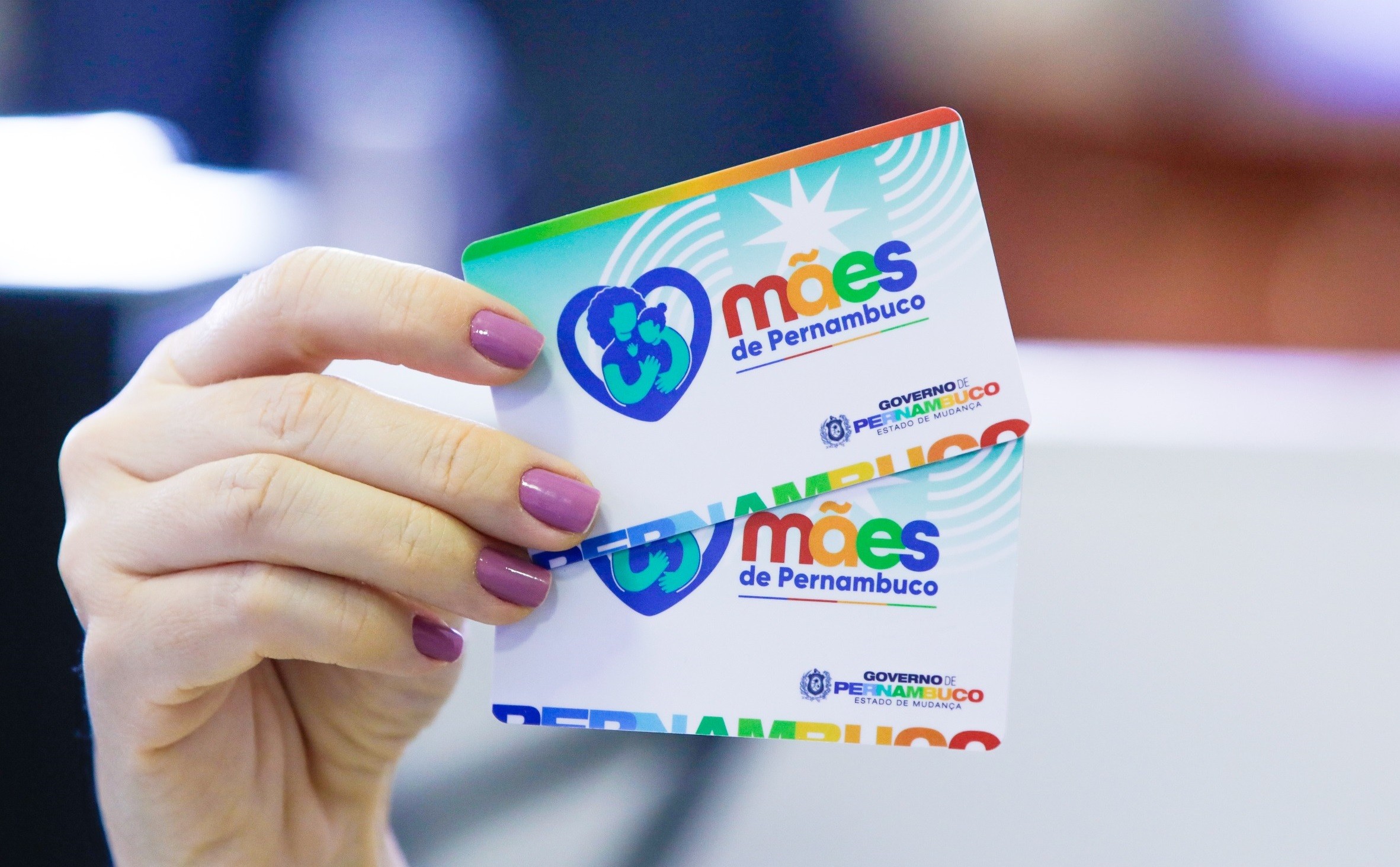 Mães de Pernambuco: governo divulga calendário de auxílio de R$ 300 para mulheres que rece