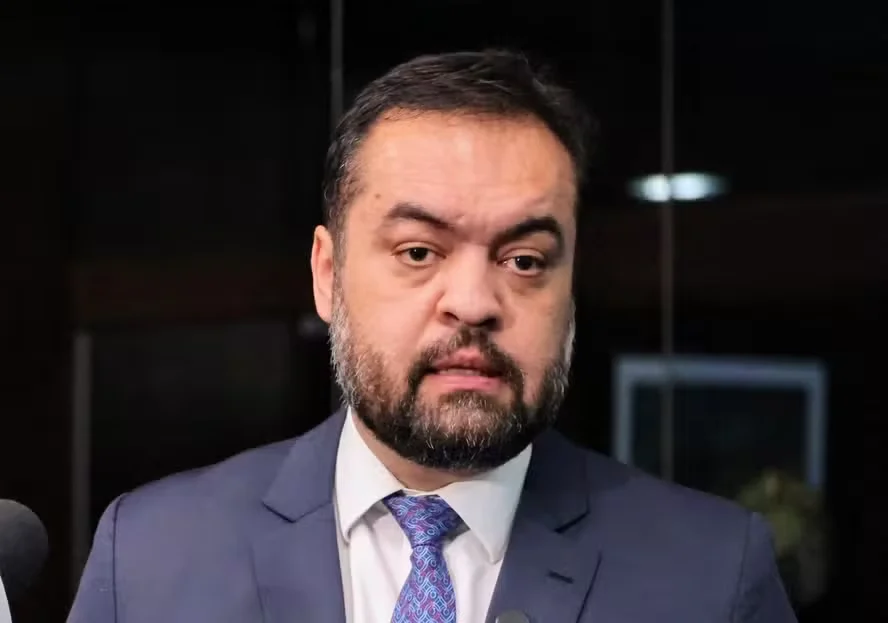 Mandato Tampão no RJ: TSE Oficializa Renúncia de Cláudio Castro e STF Decidirá