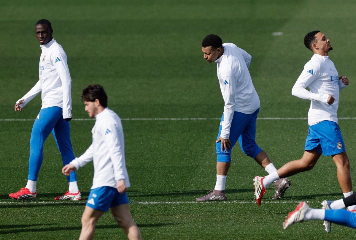 Mbappé em Dúvida: Lesão no Joelho Pode Deixar Real Madrid Sem Estrela na Champions