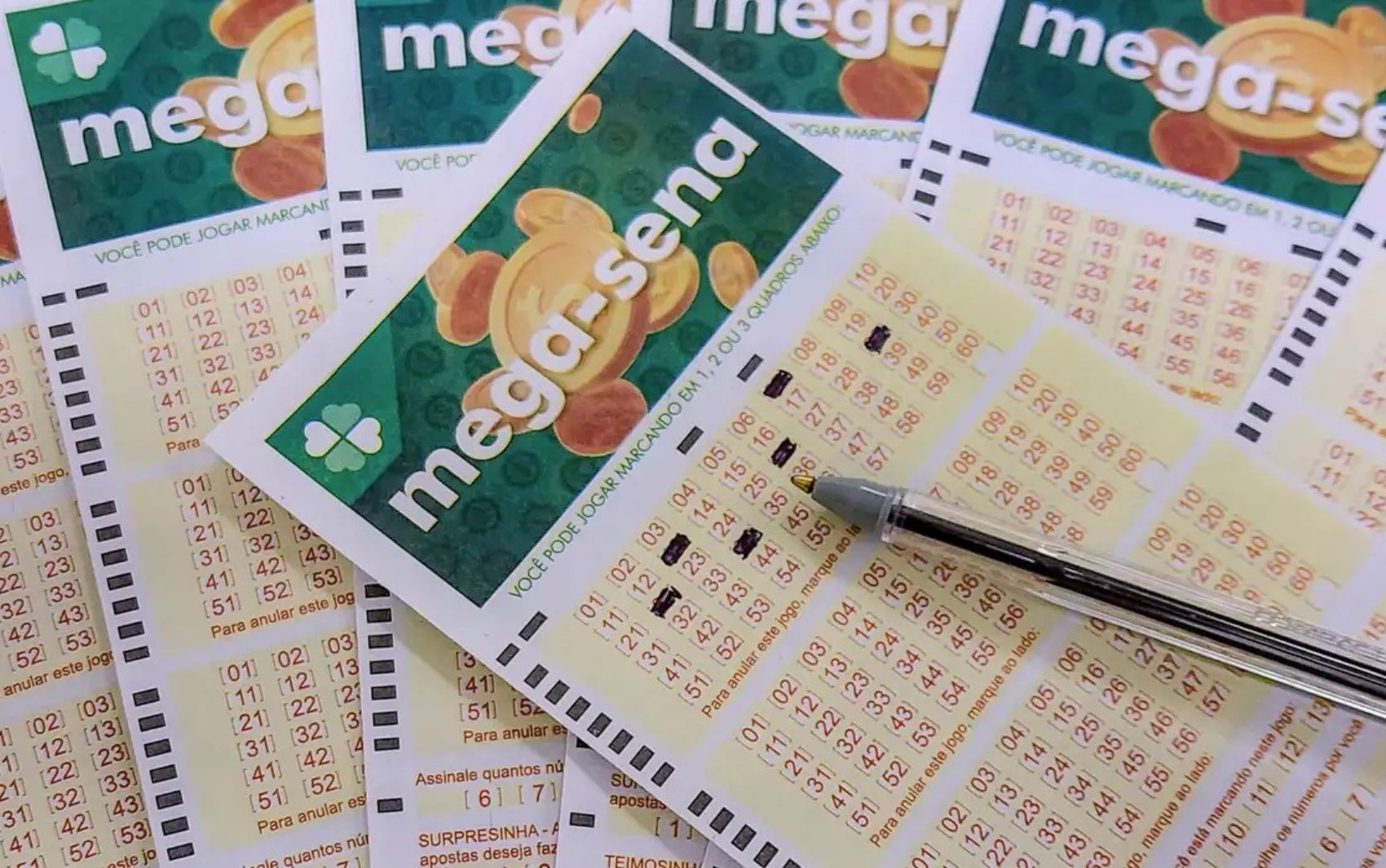 Mega-Sena: Prêmio de 30 Anos Chega a R$ 320 Milhões!