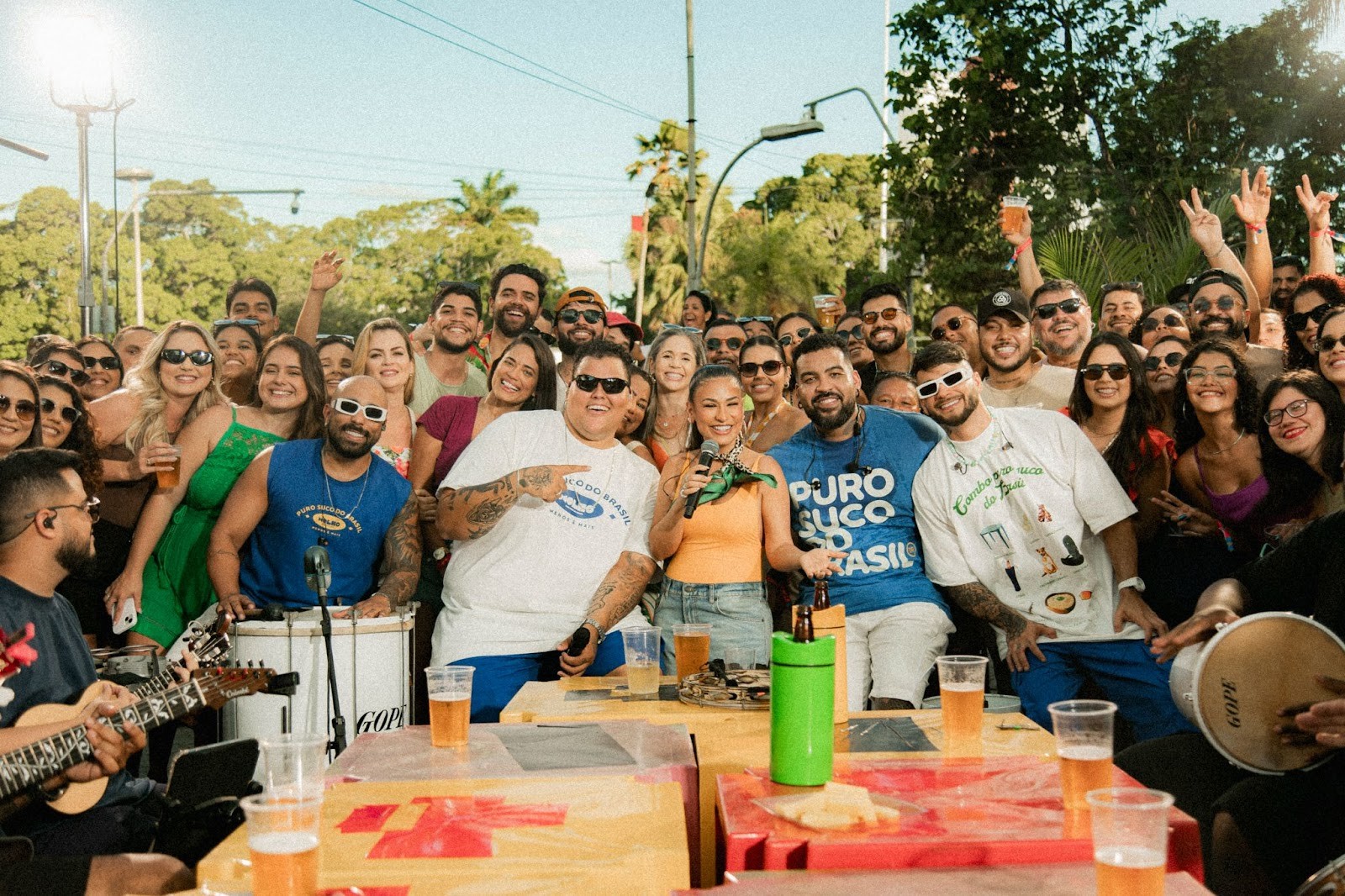 Menos é Mais desbanca sertanejo e lidera ranking das músicas mais ouvidas no streaming em 