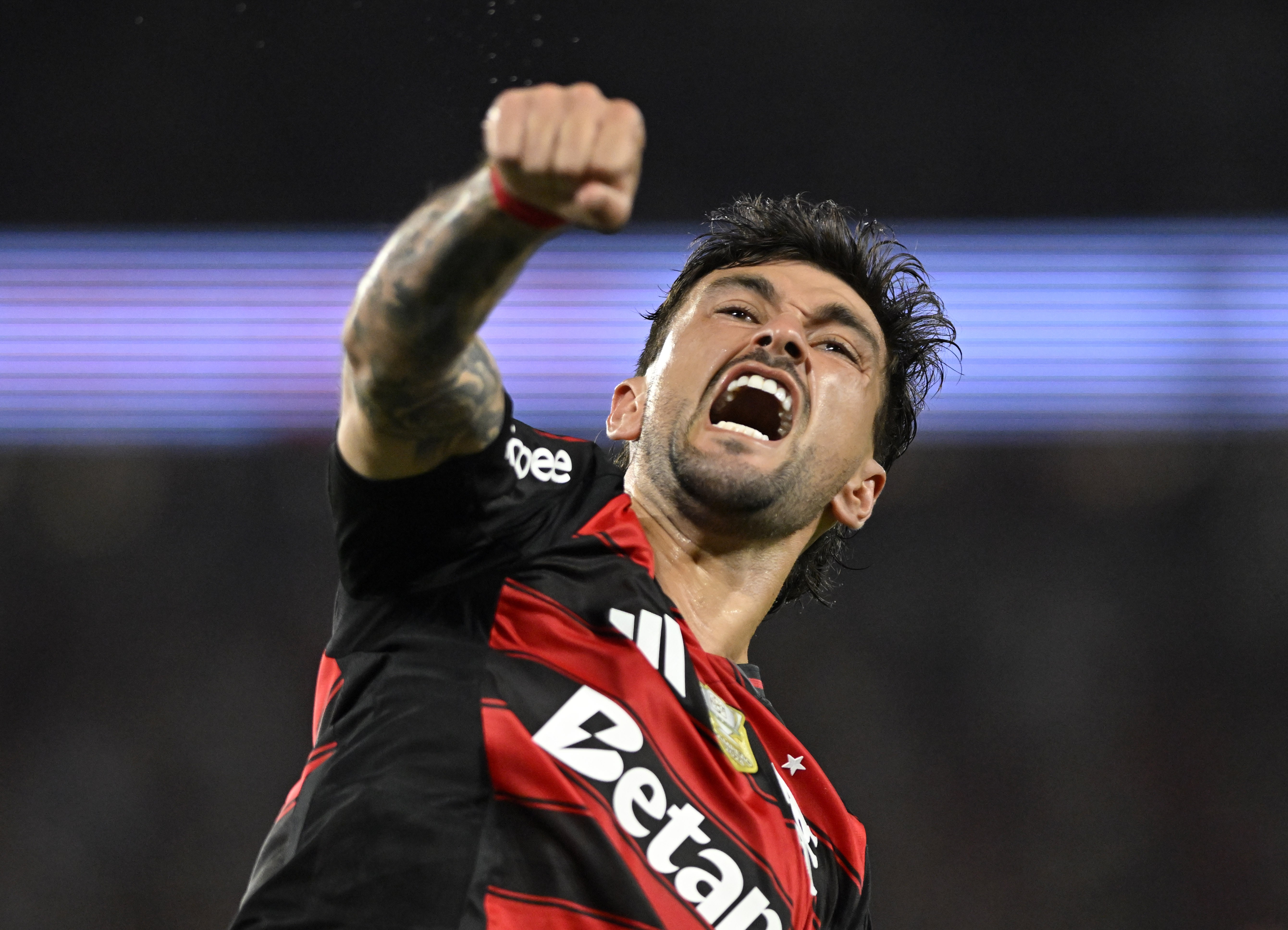 Messi é o Rei: o maior jogador da época, Arrascaeta é o 22º do mundo!