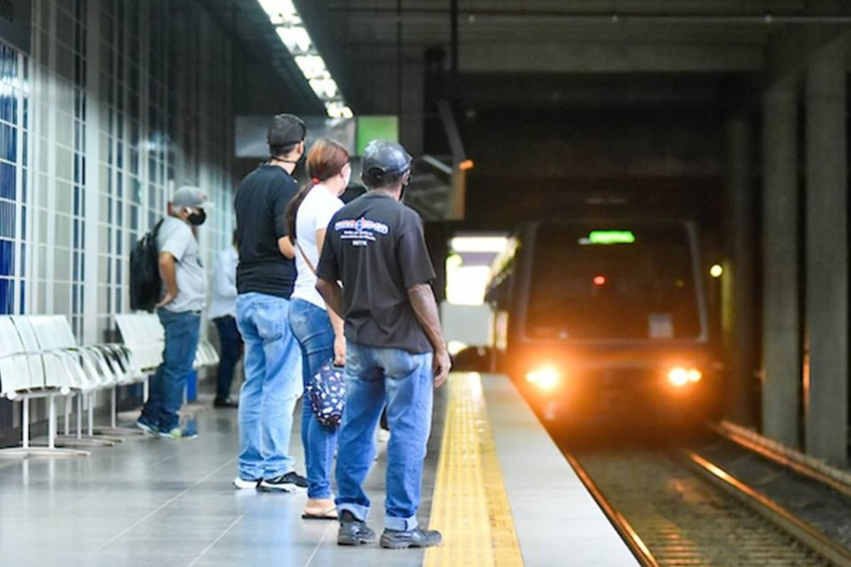 Metrô-DF é condenado a indenizar cadeirante por elevador quebrado