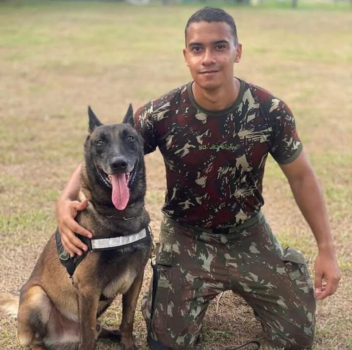 Militar do Exército que morreu ao bater de moto e ser atropelado por caminhão tinha noivad