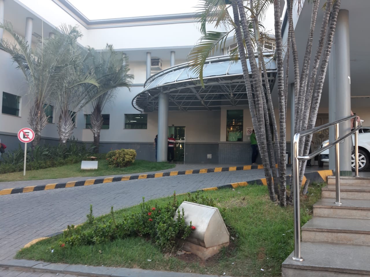 Morre menino de dois anos que se afogou em piscina em Montes Claros