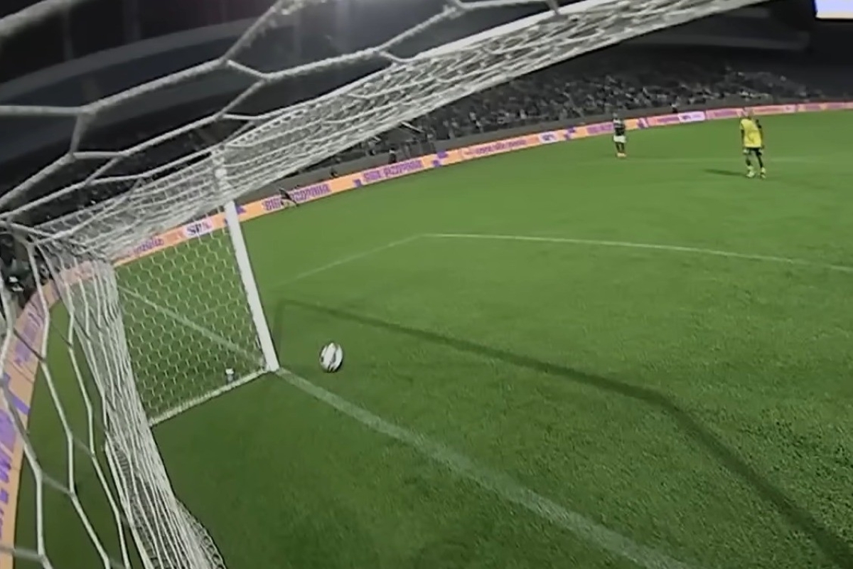 Na Copinha, Palmeiras tem gol validado sem a bola entrar. Veja lance