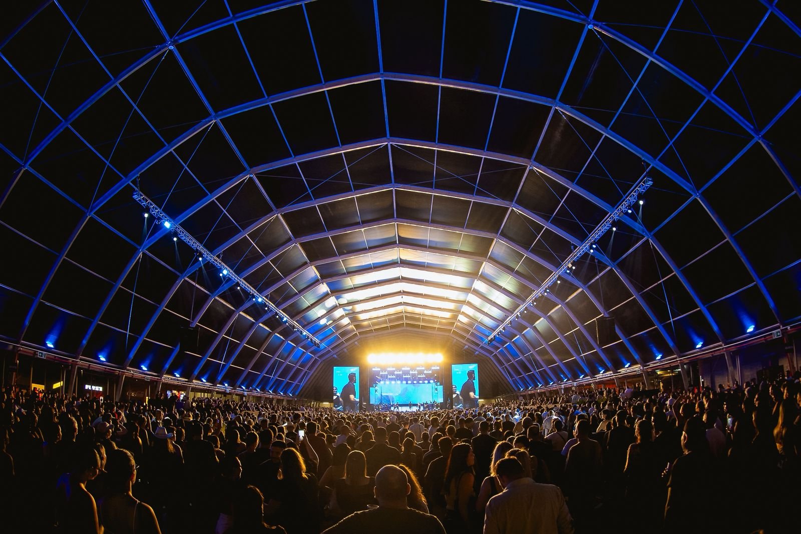 Nova Arena de Porto Alegre: FLY 51 Investe R$ 40 Milhões em Entretenimento