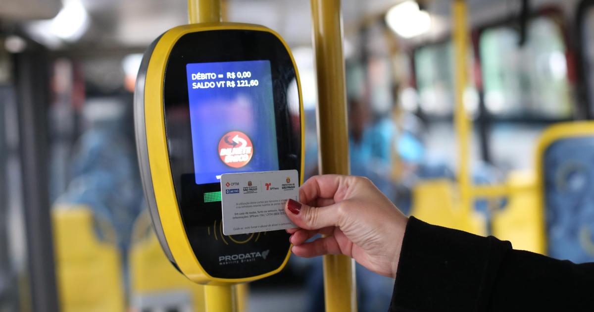 Novo valor da passagem de ônibus e metrô em SP passa a valer hoje