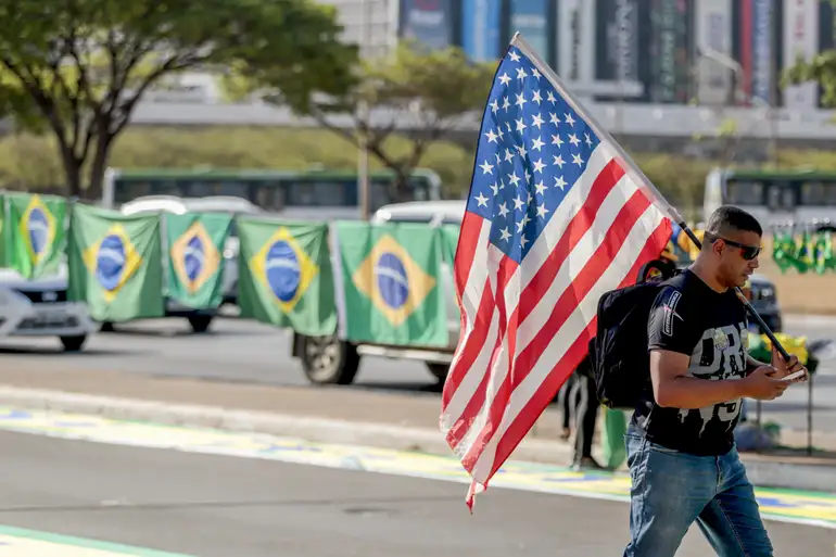 O 8 de janeiro e as pessoas mais feias do mundo