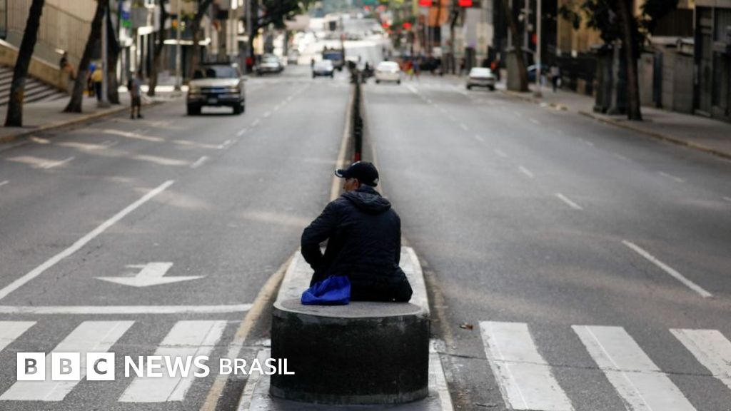 O que há por trás da aparente calma em Caracas após ataque dos EUA e captura de Maduro?