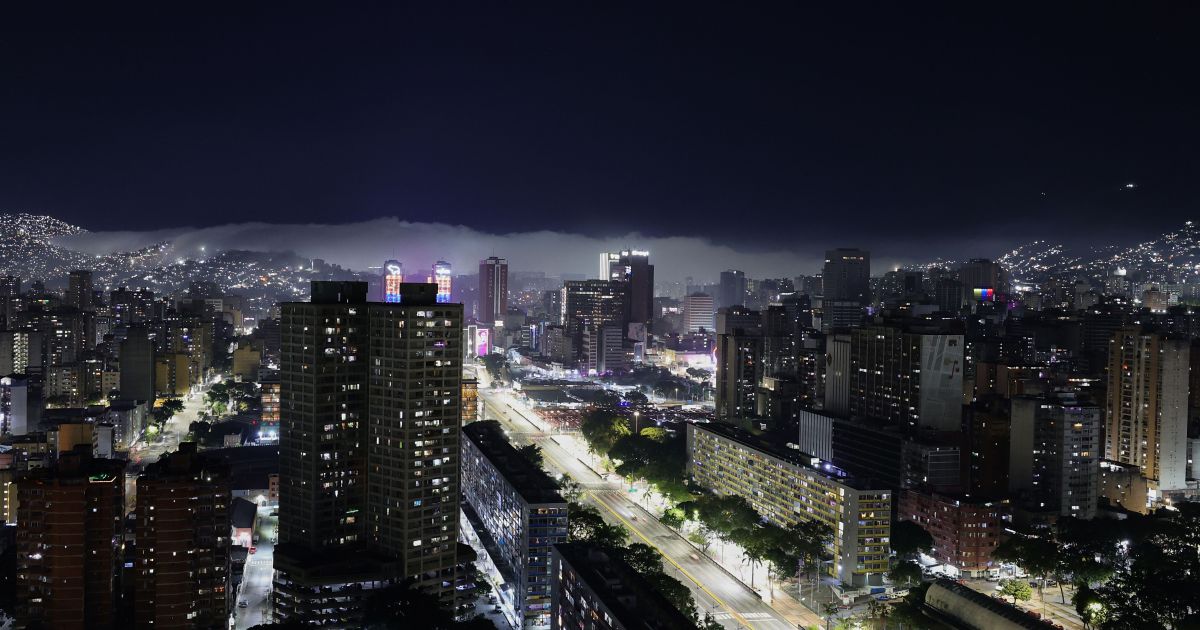 O que se sabe sobre os tiros disparados na capital da Venezuela