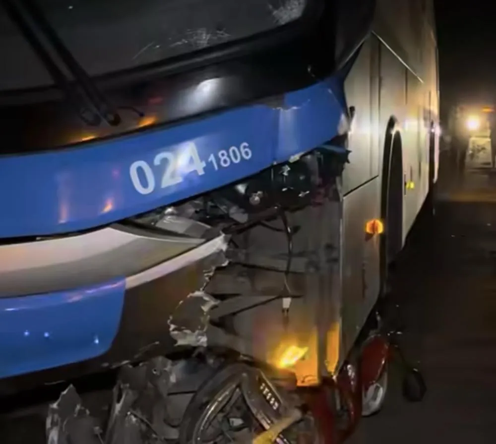Ônibus e Motocicleta Collidem em Ipu: Vítima Morre no Local