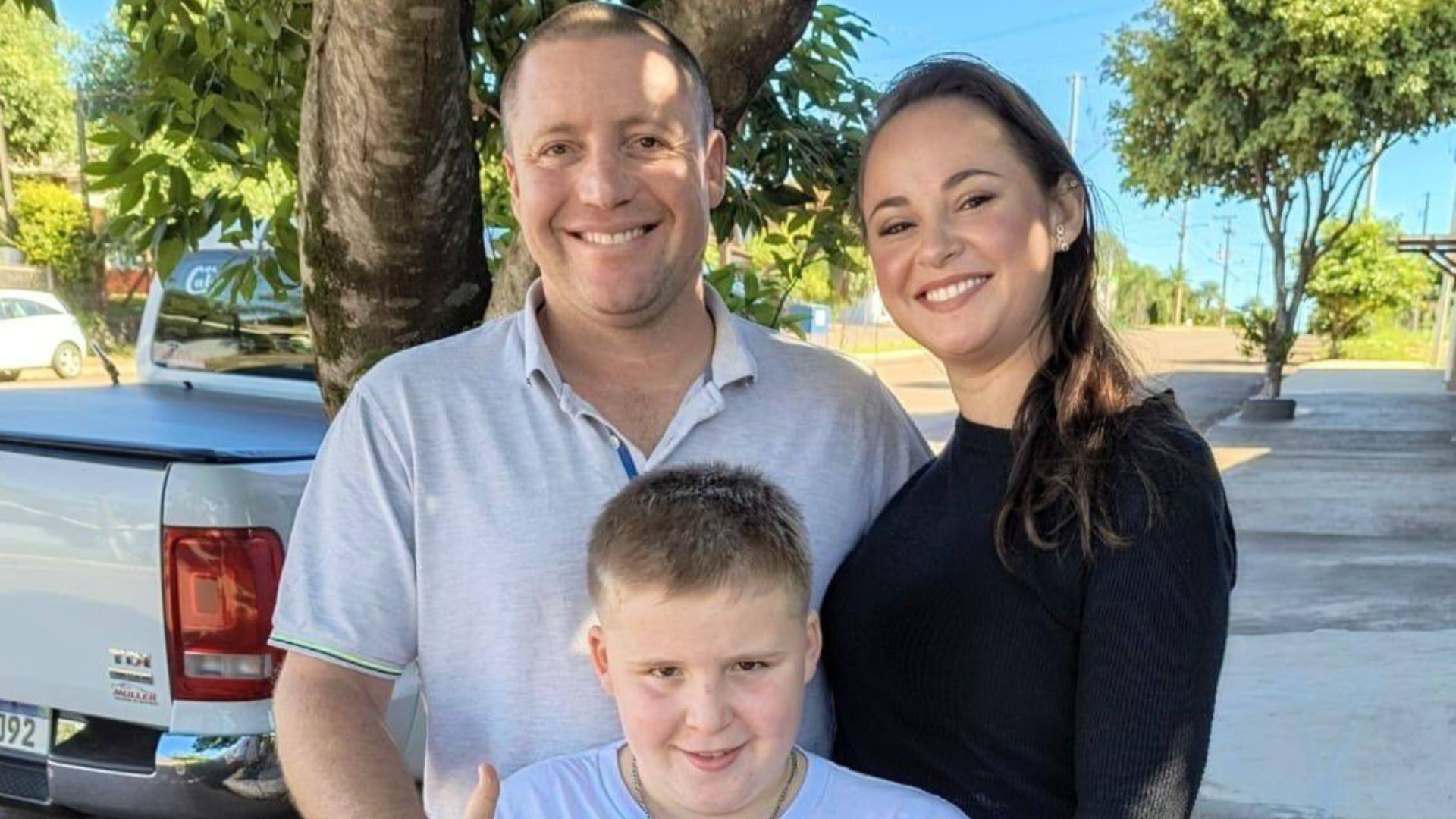 Pai, mãe e filho de 8 anos: quem eram as três vítimas de acidente em estrada ...