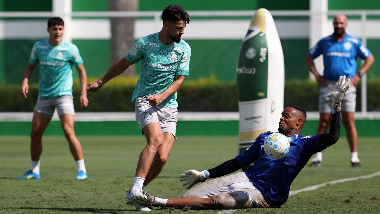 Palmeiras Prepara para Bragantino com Dupla Desfalca, Mas ainda Lidera o Brasileiro