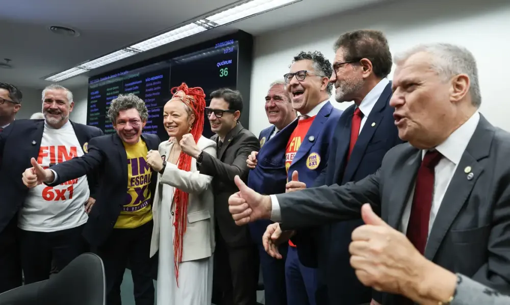 PEC 221/19: Comissão Aprova Relatório que Acaba com Escala 6X1